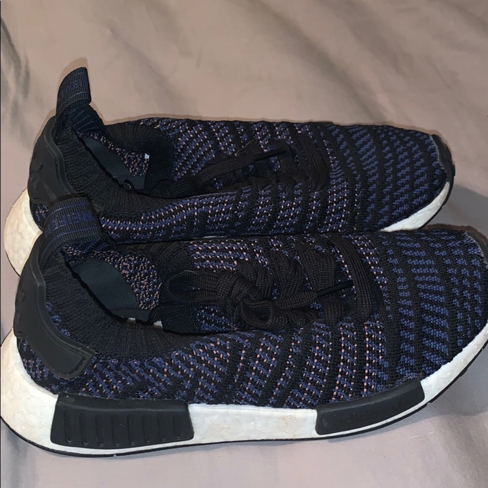 Addidas athletic shoes